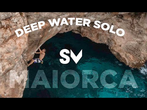 Video: Solo In Acque Profonde A Maiorca, In Spagna: Un'avventura Di Arrampicata Su Roccia