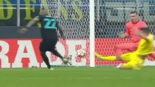 Inter Sheriff Tiraspol 3-1 Reti 34 Dzeko 52 Thill 58 Vidal 66 Vrij