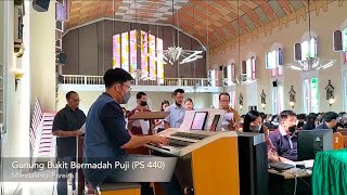 Gunung Bukit Bermadah Puji - Mandalangi Pareira | PS 440