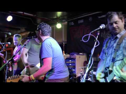 YouTubeでSharkanoid @ The Fest 14を視聴