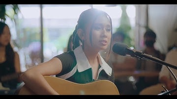 NIKI - High School in Jakarta (from L.A. Times F.A.M. Eps. 2)