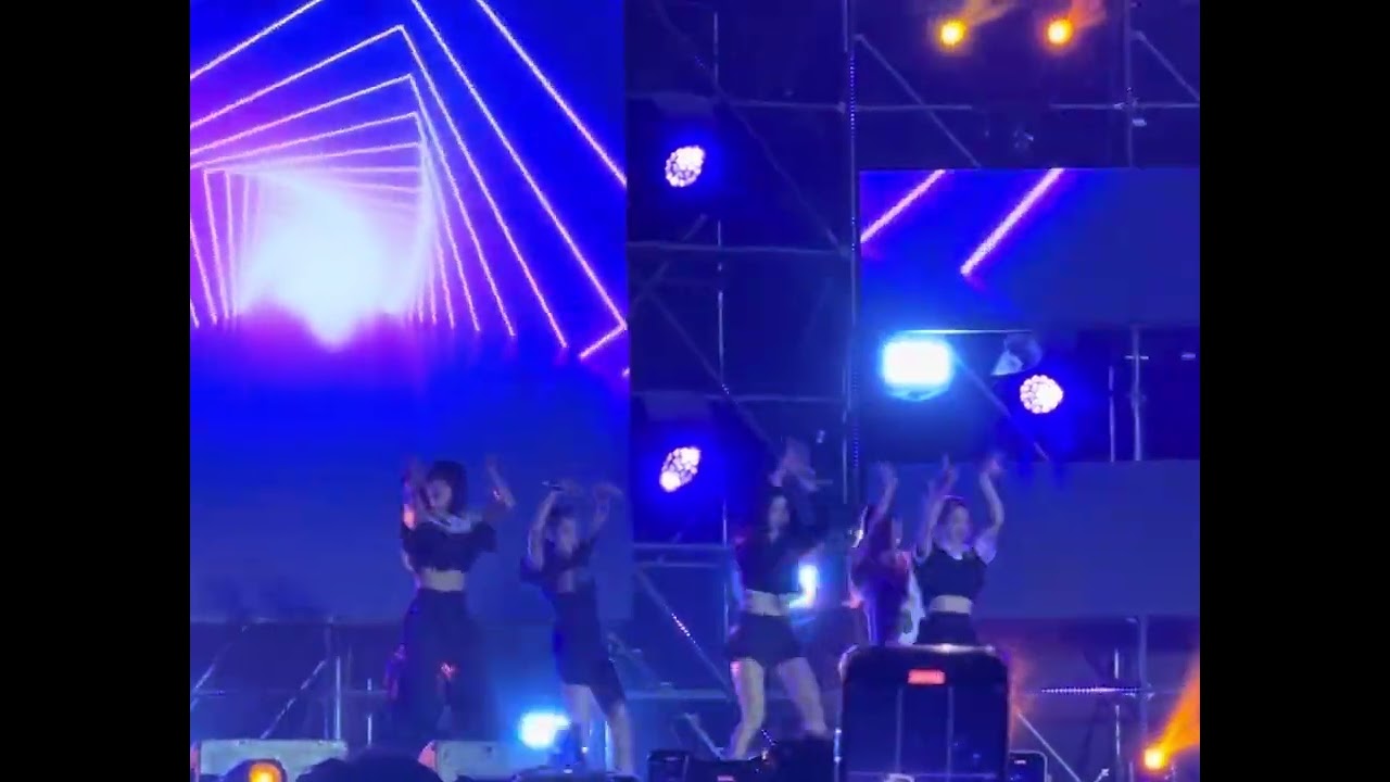 2025 meovv meow 🐱