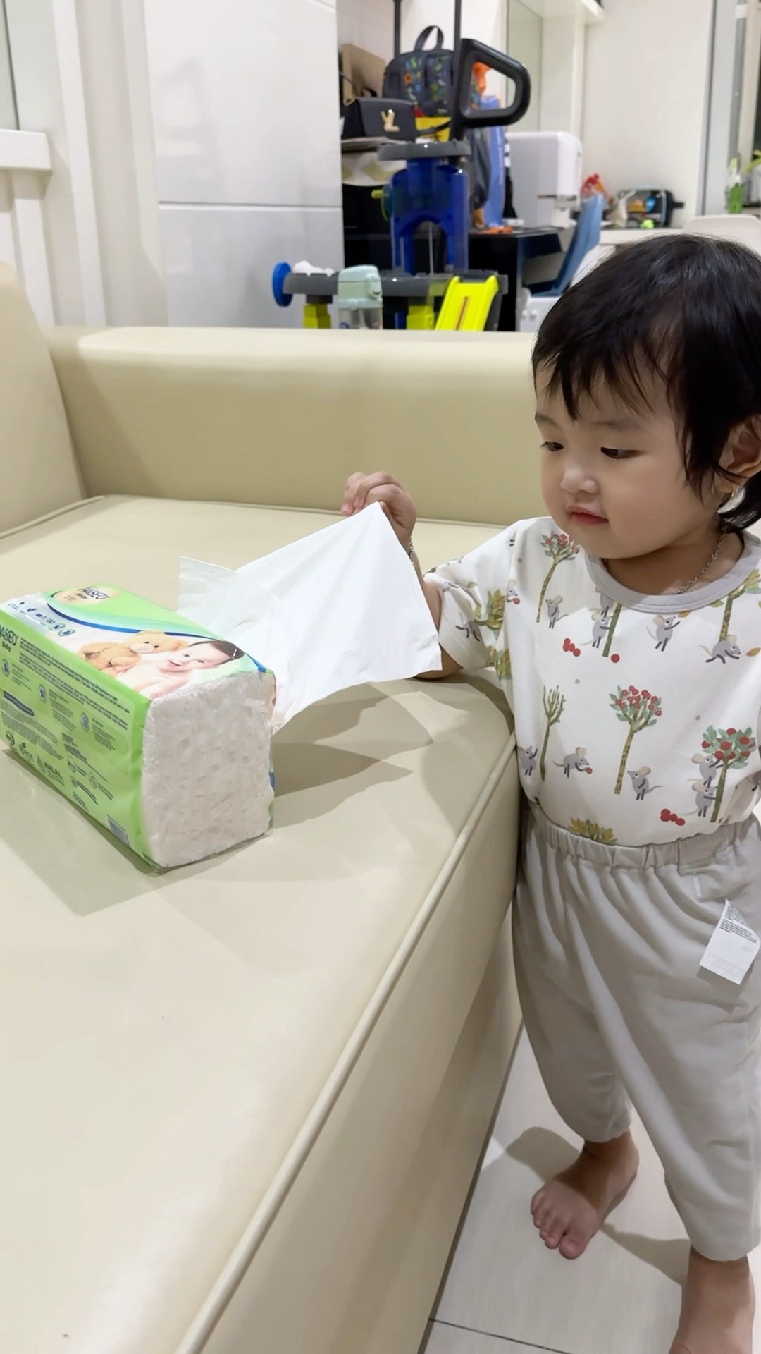 Anak papa makin pinter ??