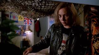 Dont Tell Mom The Babysitters Dead 1991 - Pg-13 - 01207