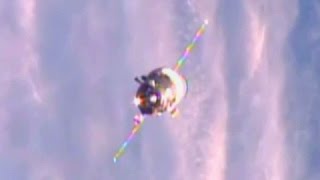 Timelapse ISS Progress 64 docking of supply craft 8x