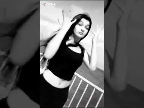 غمزة من غمزاتي اخلي امك اصير حماتي