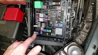 2018 Buick Enclave starter relays and fuses locations