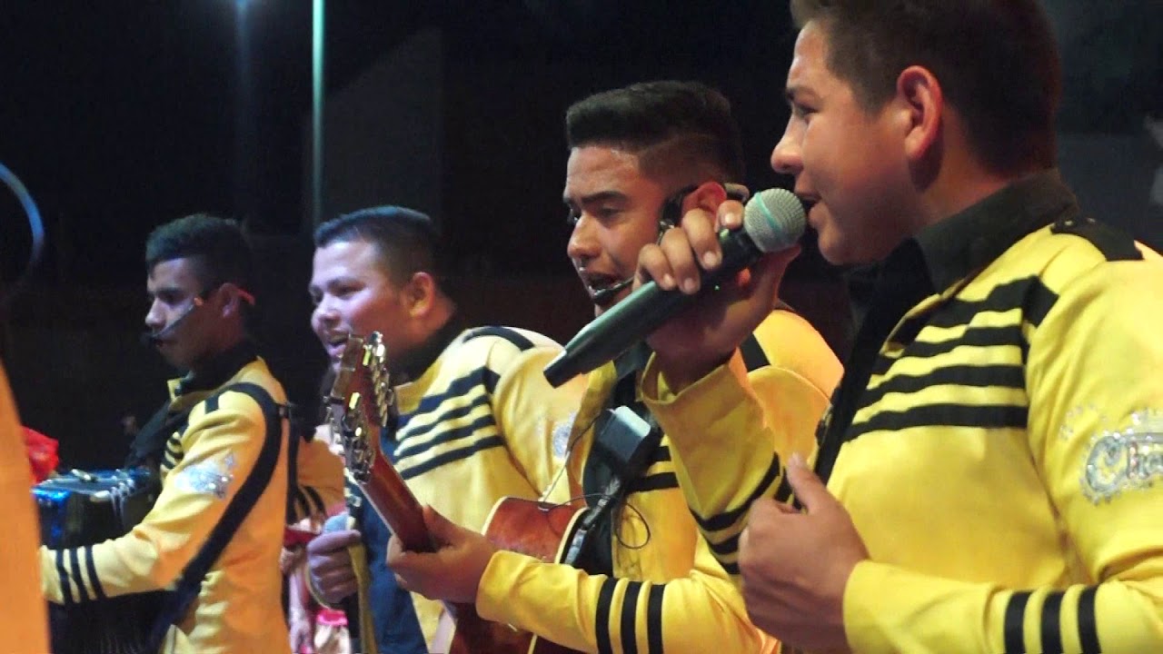 Los Chavos La Sensación Del Momento En vivo en el Carnaval de San Miguel Zapotitlan 2018 #4