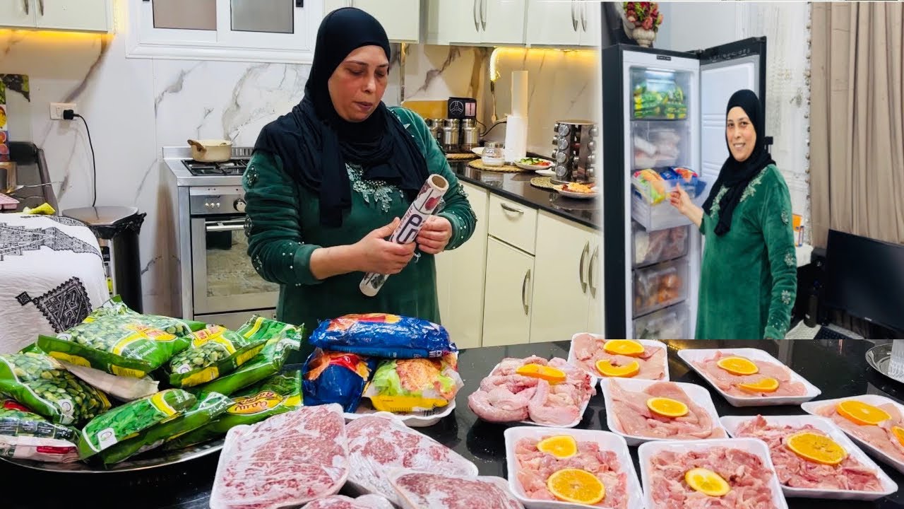 الست الشاطره تعمل من الفسيخ شربات مليت الفريزر بالخير كله 🐔من اقل حاجه عندى باقى تفريزات رمضان طيور🪿