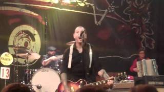 Social Distortion Covering Hank Williams Six more miles (to the grave yard) 2011
