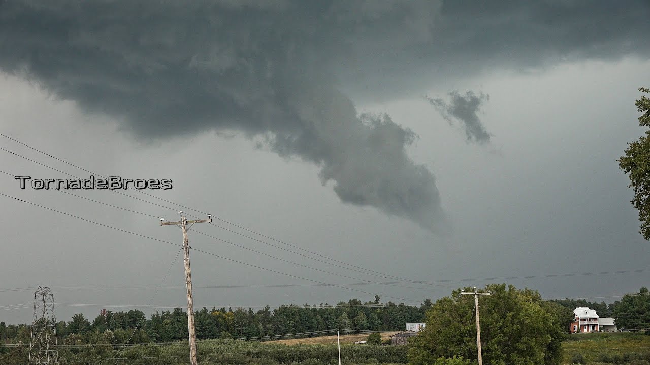 Orage violent supercellulaire tornadique à Shawville, Qc, le 3 septembre 2022