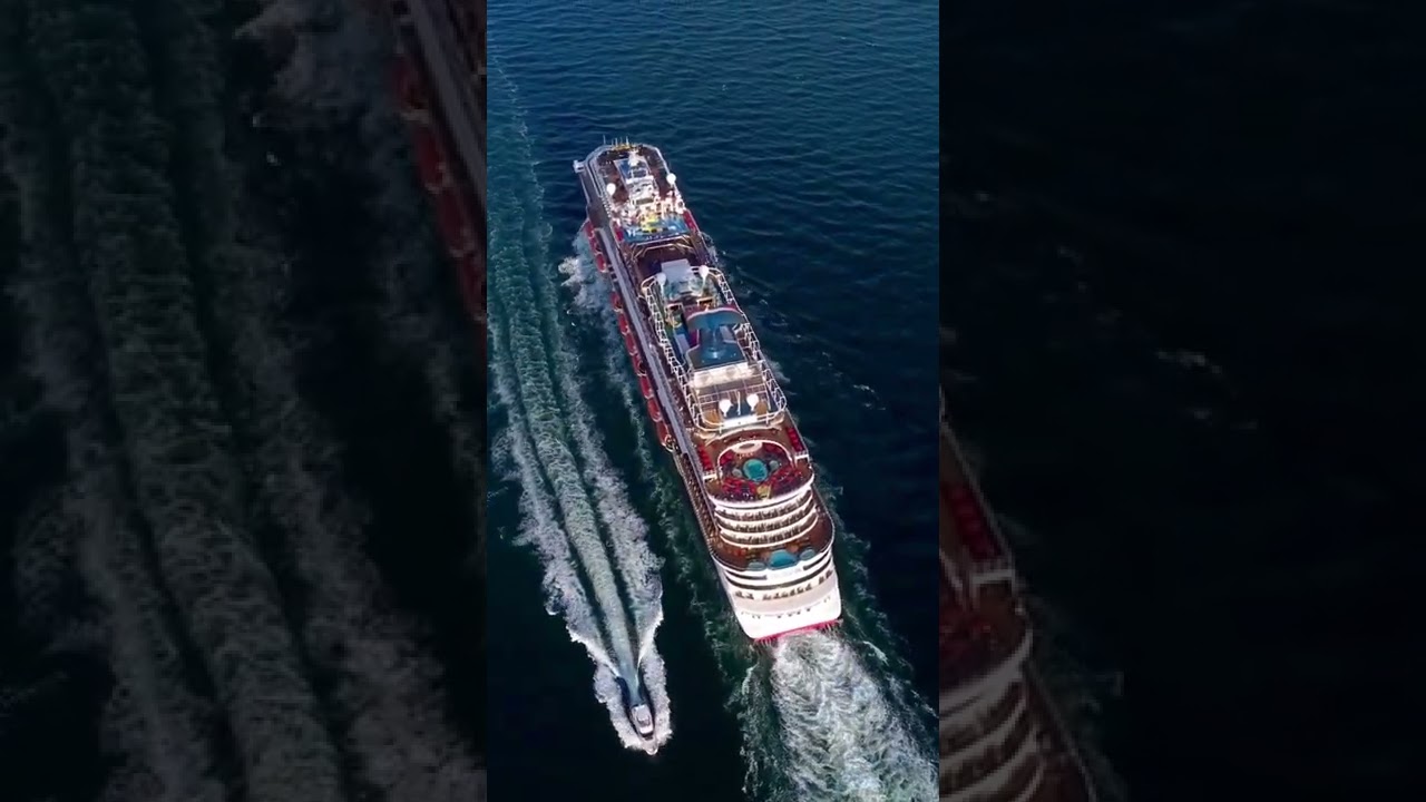Carnival Horizon leaving Miami 