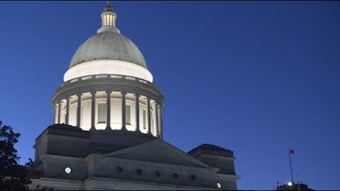Bill could make daylight saving time permanent in Arkansas
