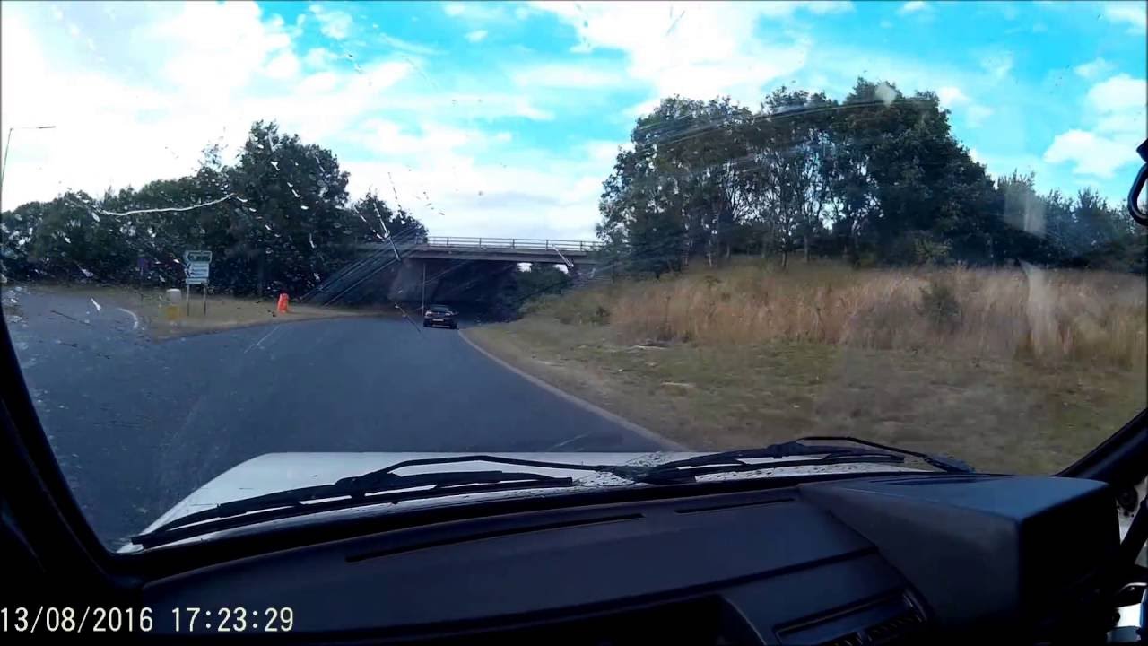 1987 Peugeot 205 GTi 1.9 acceleration - twin 45 Weber carbs