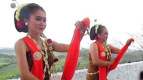 Tari GAMBYONG PAREANOM / Tari Klasik Jawa Tengah / Javanese Classical Indonesian Dance [HD]
