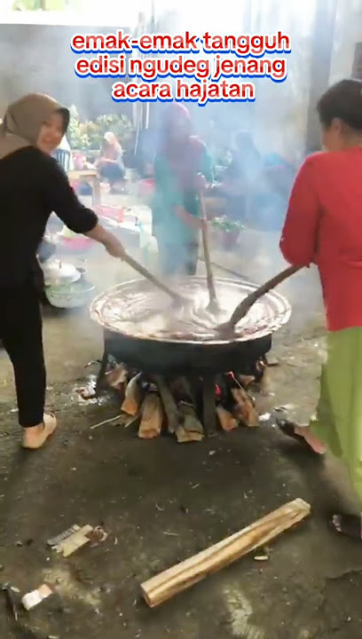 Emak-emak tangguh,,, sinoman ngudeg jenang #shorts