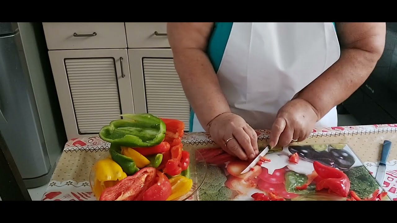 CONGELAR PIMENTÕES, NÃO PERDE A COR E NEM A TEXTURA.