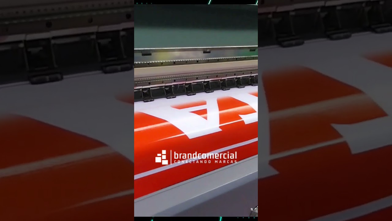 Impresión de alta calidad a full color en material banner (gigantografia)