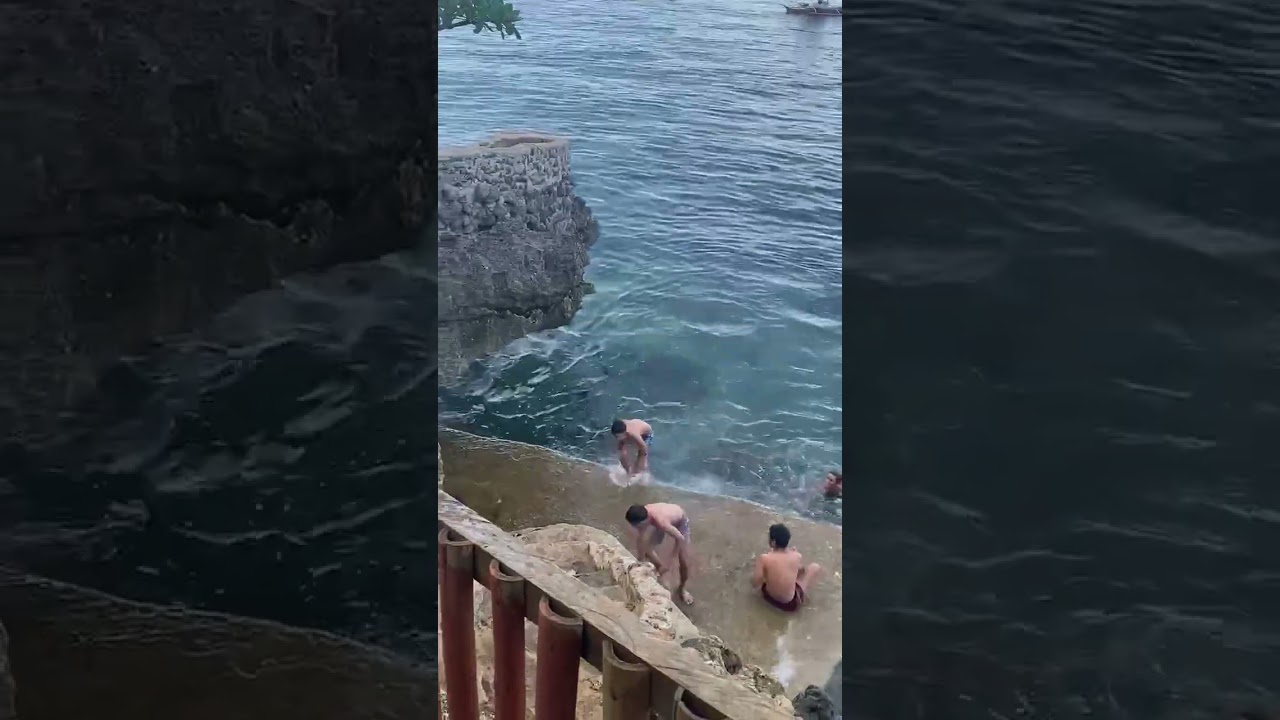 Having #fun #time #diving at the #cliff #beach 😊 #view