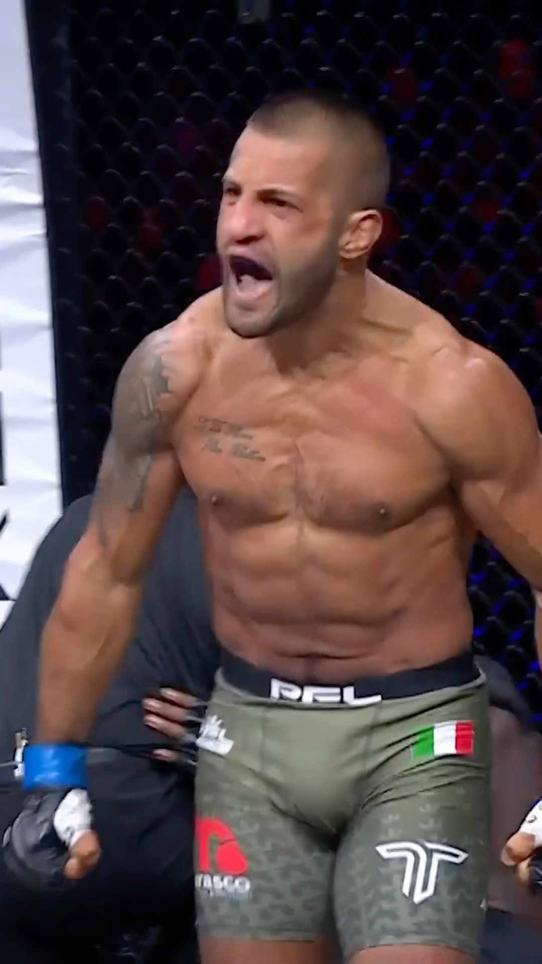 KO OUT OF NOWHERE ? Daniele Miceli knocks out Ibrahima Mané at #PFLGlasgow #PFL #pfleurope