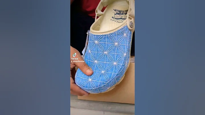 Crocs Levis #shortsfeed #viral #trending #youtubeshorts #shortvideo #shorts #short #ytshorts #fypシ