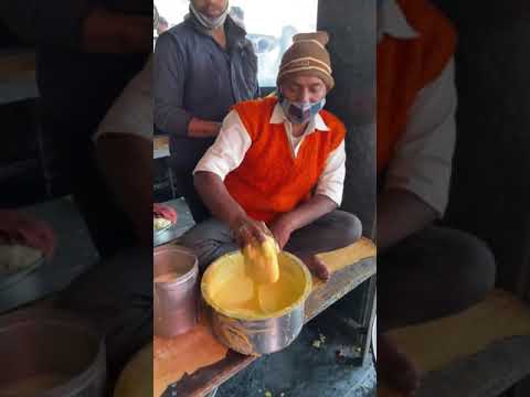 Hindistan&rsquo;ın En Büyük Ekmeği Pakora 🤩India street food # food #