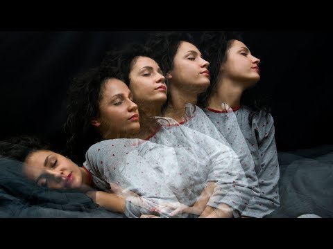 人在夢遊時雙眼到底是睜開的還是閉著的？如何解釋夢遊這一現象？