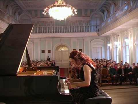 Shorena Tsintsabadze plays Shostakovich Prelude and Fuga