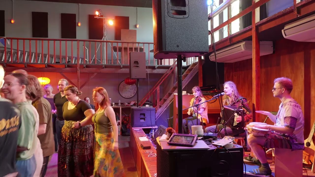 Celtic Constellation Live in de Moira Utrecht - Draaien, Draaien