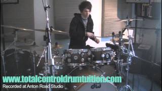 Total Control Drum Tuition: Beginners - Broken 16ths