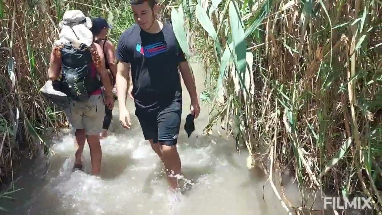 נחל צביה, עין מודע, השביל הרטוב,  עין שוקק, נחל יצפור עם המטיילת,  שרית ומוטי קוטל הגדרות 13.06.2022