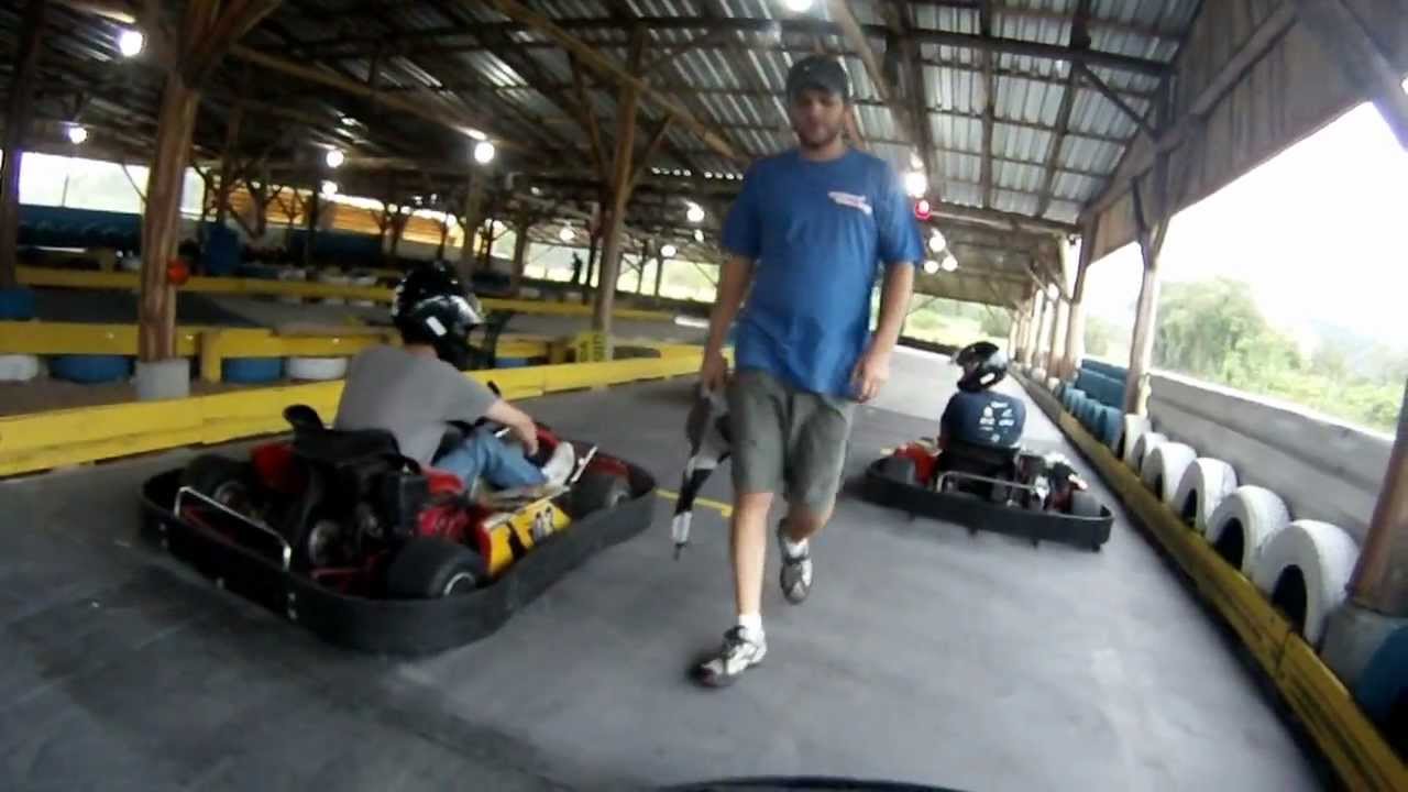 Kart indoor em brusque
