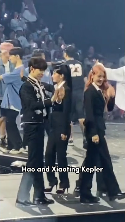 ZB1’s interaction with other idols at KCON LA #zb1 #zerobaseone #jiwoong #zhanghao #gunwook #shorts