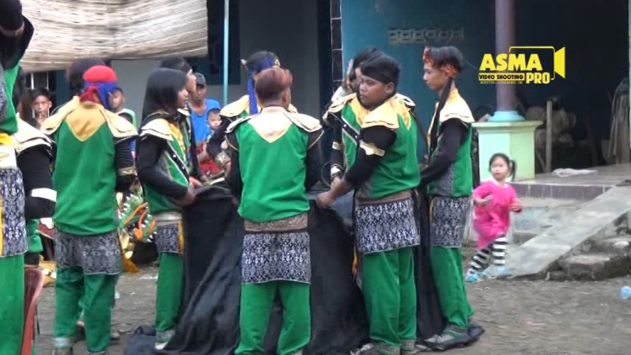 ATRAKSI  | SINGA DANGDUT PUTRA TRIO MUDA Live Kalikulon 20 April 2017