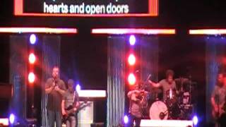 Casting Crowns Jesus Friend Of Sinners Live at Magic Springs AR HDD Quality ( New song 2011)