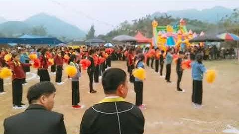 Vẻ đẹp trang phục  của dân tộc nùng 😉