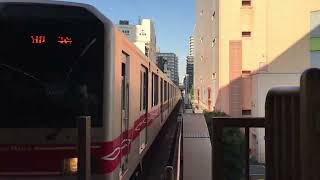 東京メトロ丸ノ内線02系　後楽園駅