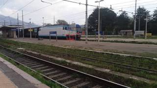 E652.060 CON LOGO MERCITALIA RAIL AL TRAINO DELL'MRV MADDALONI MARCIANISE-LECCO MAGGIANICO