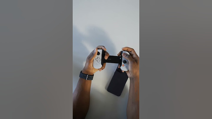 Using the iPhone 14 Pro Max with PS5 Remote Play...