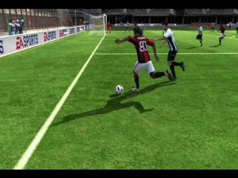 FIFA 11 - Ronaldinho on AC Milan