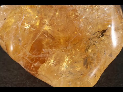 シトリン(黄水晶) タンブル 16.4g / Citrine - YouTube