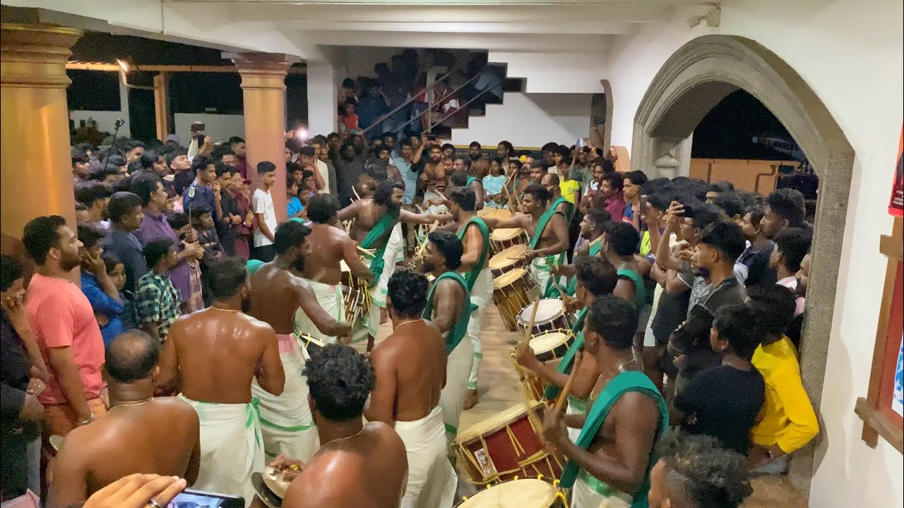 വഴിപാട് മേളം 🥁 Aattam Kalasamithi | Pazhanji Cathedral | തീപ്പൊരി Perfomance🙀@Pazhanji Church 2023