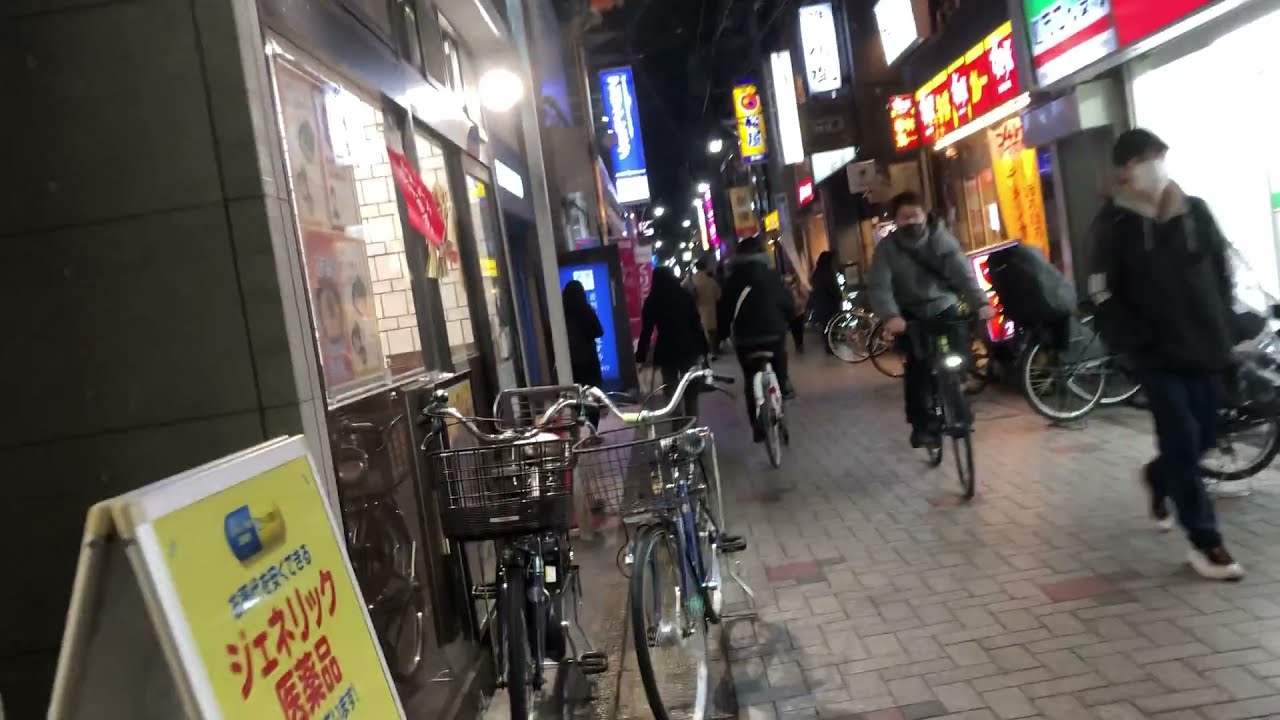 夜の仙川商店街を駆け抜ける sengawa syotengai in tokyo