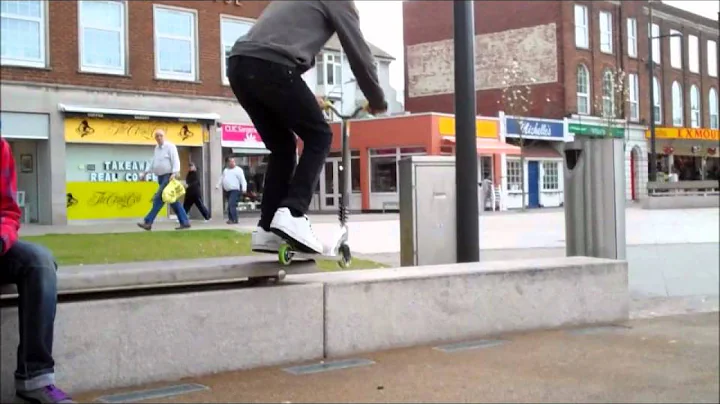 Harvey sumner - Street In Exmouth