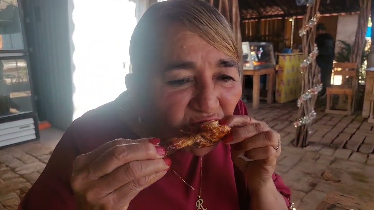 Asi de sabrosos son los pollos ala buelta y buelta