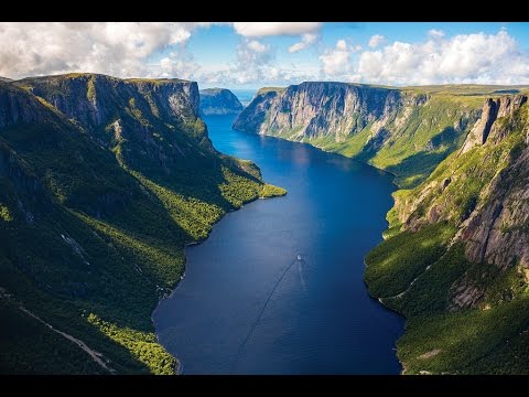 Top Tourist Attractions in Newfoundland and Labrador: Travel Guide Canada