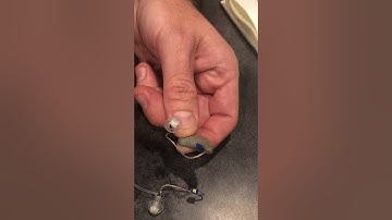 Replacing a receiver on a Signia hearing aid