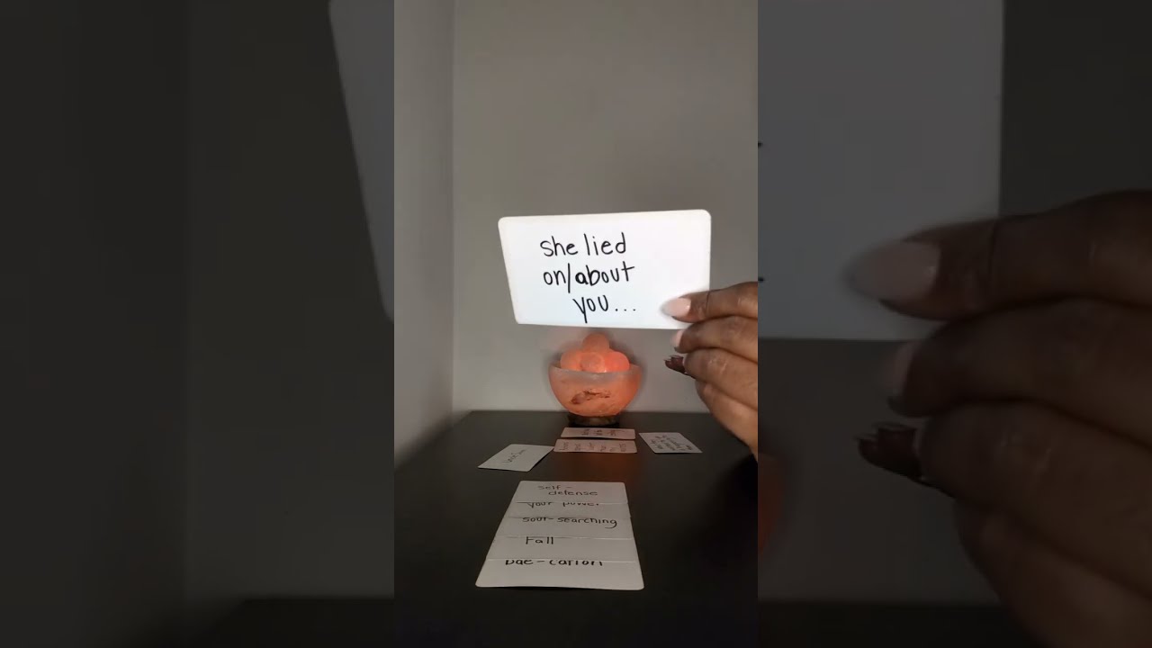 В этом пабе состоялось собрание по поводу вас, и теперь группа разделилась на основе этих событий.