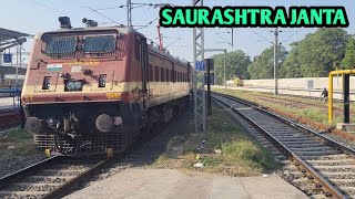 19218 SAURASHTRA JANTA EXPRESS ENTERING RAJKOT JUNCTION WITH WAP4 