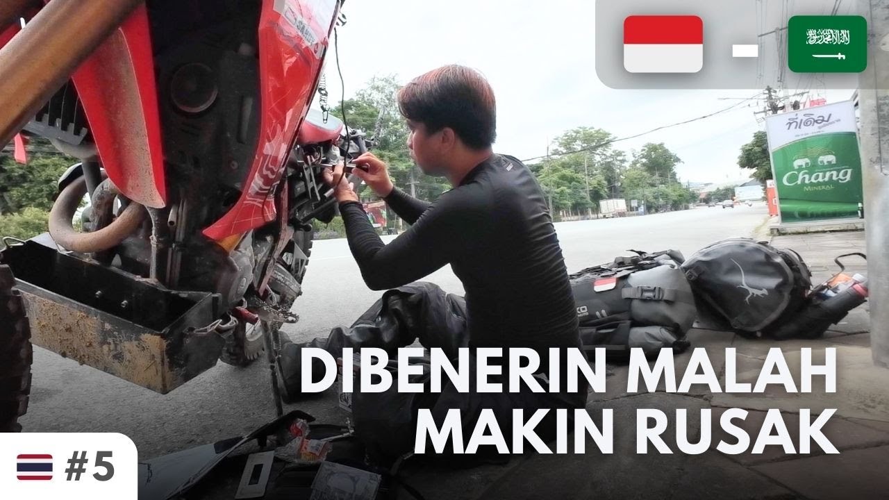 Motorku ganti aki malah jadi ga nyala sama sekali  -  Touring dari Thailand menuju Laos.